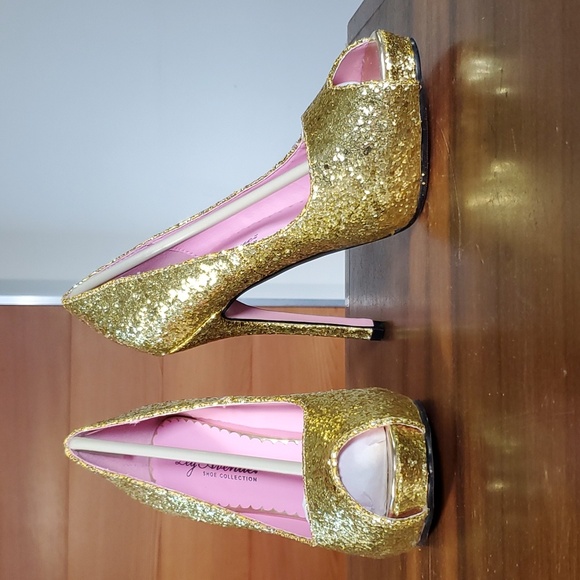 Leg Avenue Size 6 Gold Pumps Center Stage Bling Stiletto Heel Platform Glitter - Picture 1 of 9